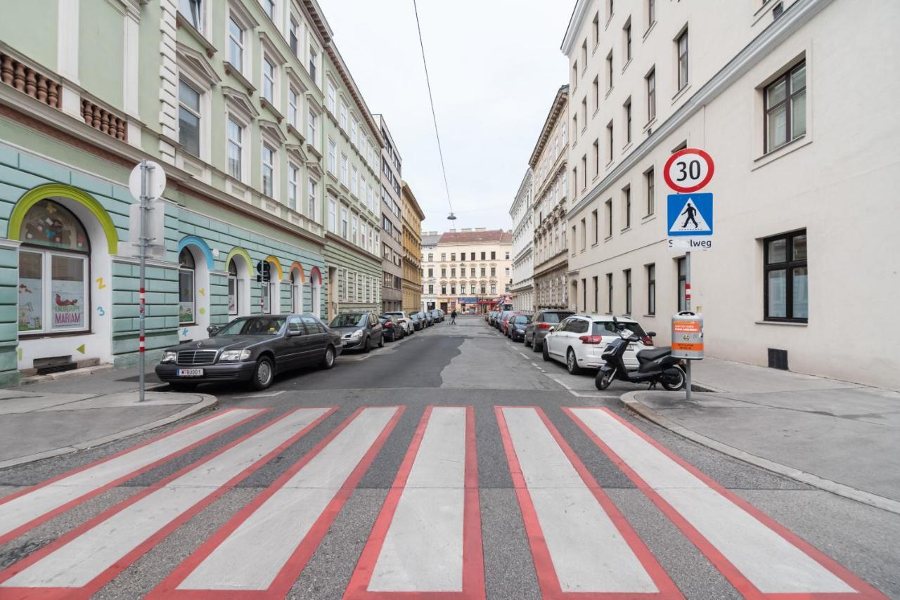 New, Stylish, Bright, Cozy And Central In Quiet Area Apartment Wien