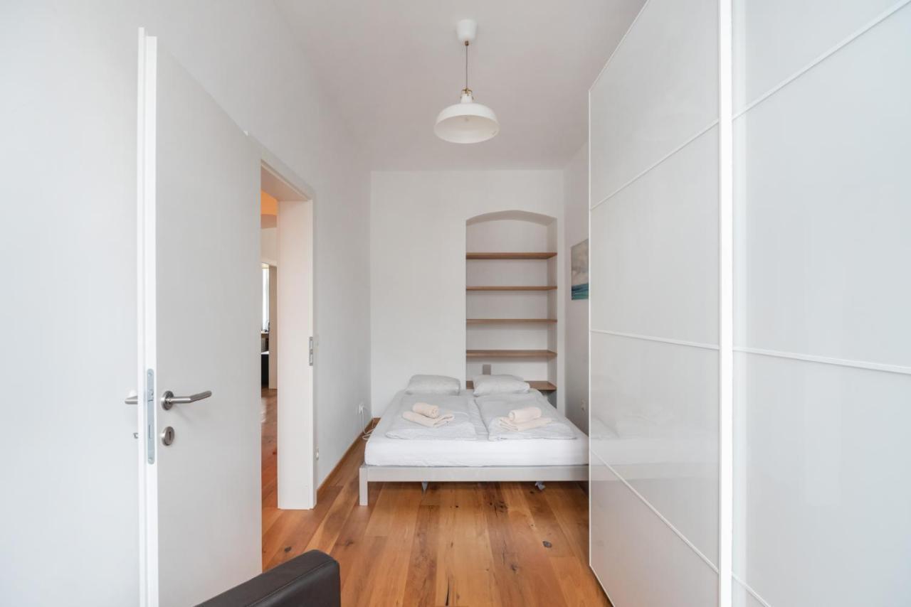 Apartment New, Stylish, Bright, Cozy And Central In Quiet Area