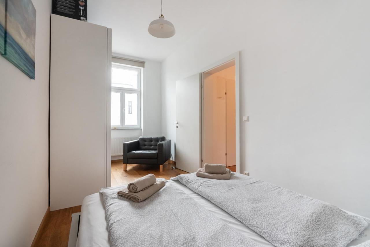 New, Stylish, Bright, Cozy And Central In Quiet Area *