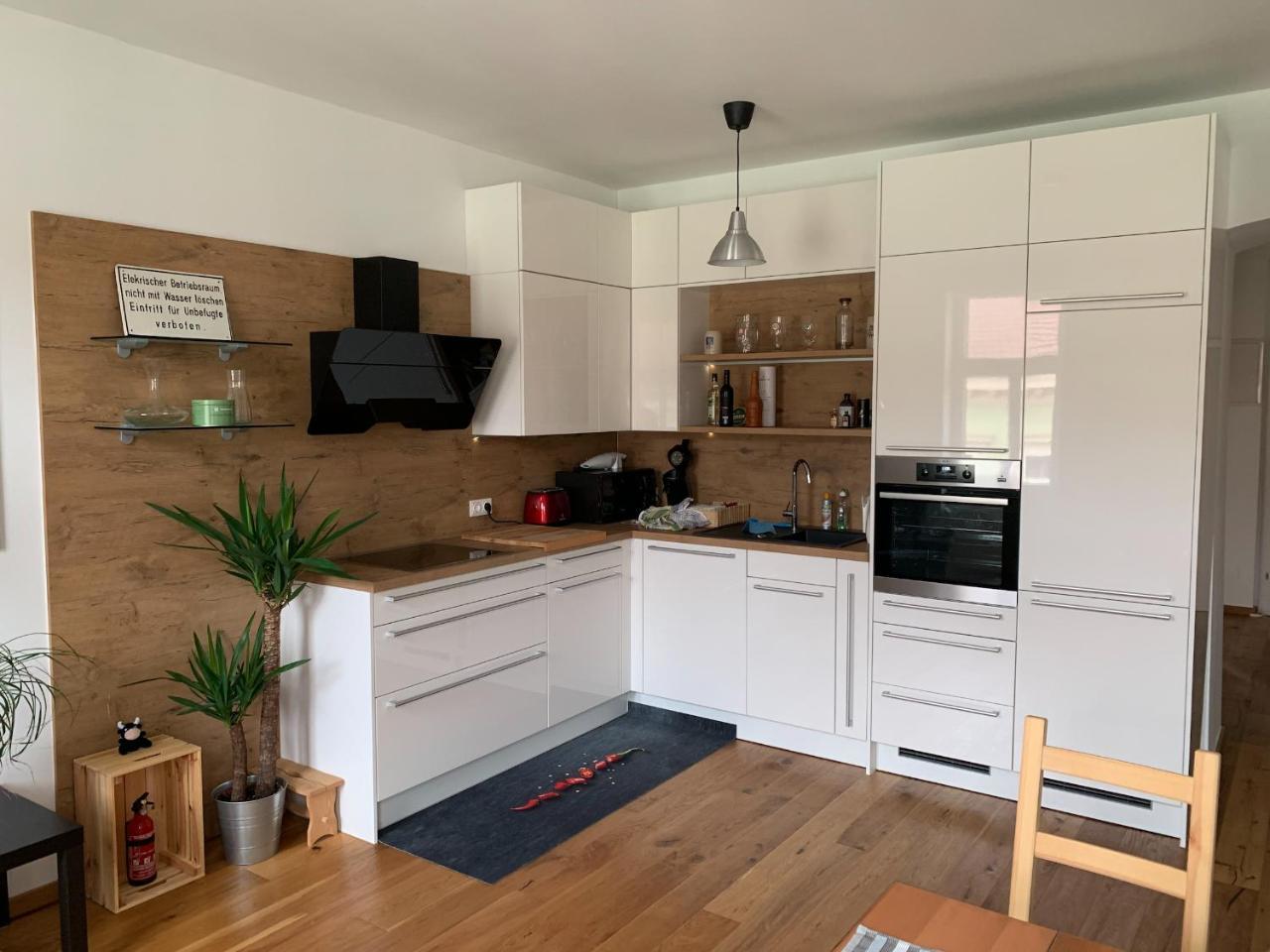 New, Stylish, Bright, Cozy And Central In Quiet Area Apartment *